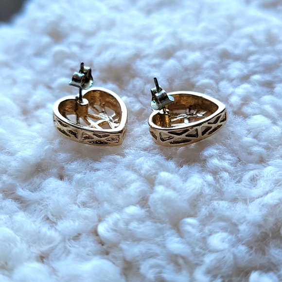 Statement Gold Heart Earrings - Picture 5 of 5